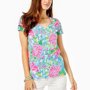 New with tags!  Lilly Pulitzer Etta V-Neck XS in Zanzibar Blue.